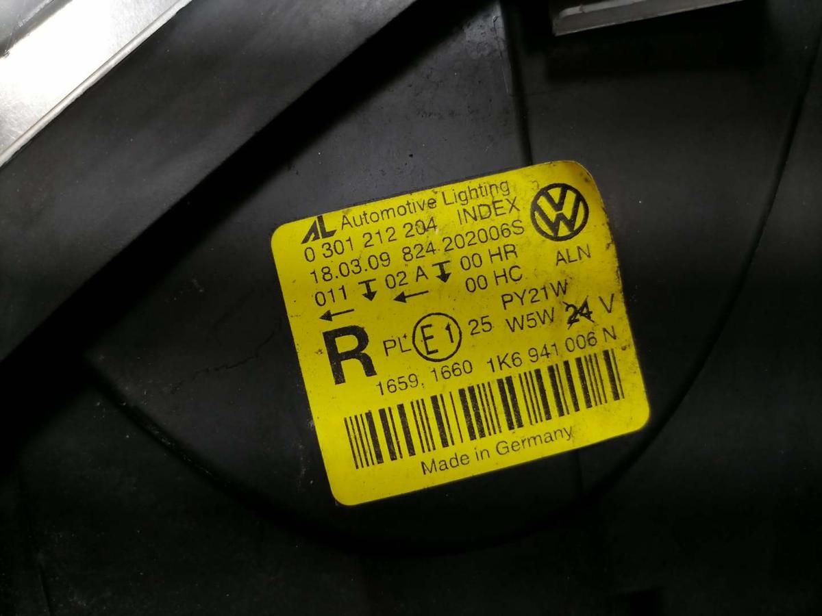 VW Golf 5 V original Scheinwerfer rechts Halogen BJ04